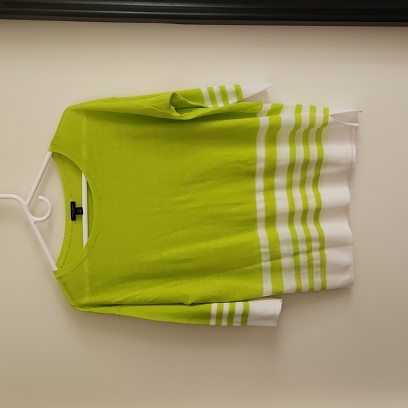 Ann Taylor 3/4 Sleeve Top - Picture 1 of 4